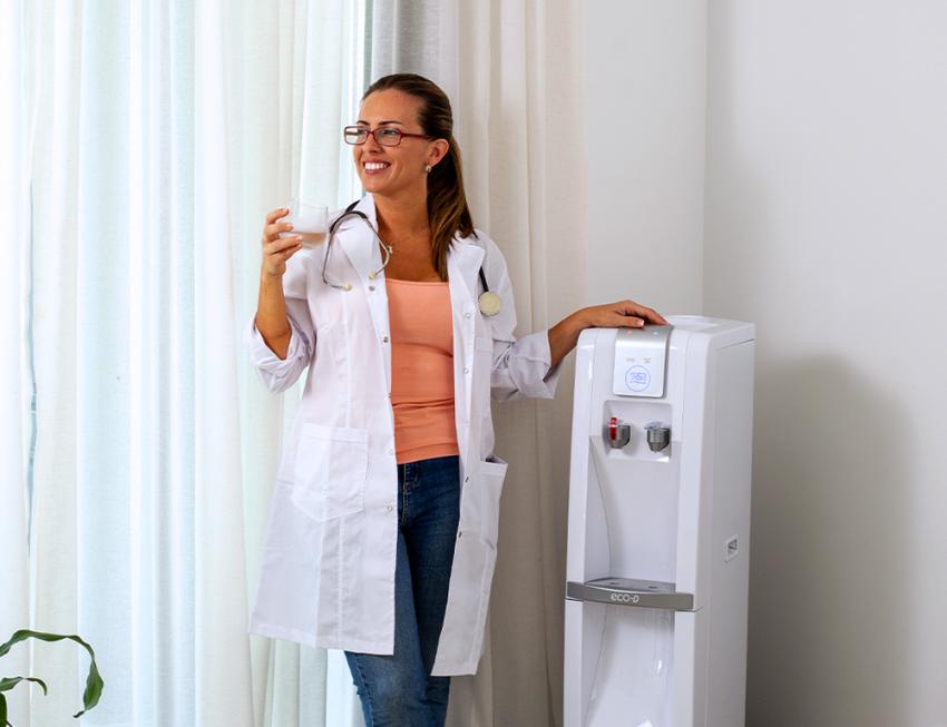 "El Dispencer Eco D de PSA contribuye directamente a los objetivos de sostenibilidad institucional, reduciendo el consumo de botellas plásticas y promoviendo agua segura certificada. Es una solución alineada a políticas ESG, respaldada por certificaciones internacionales y una marca con 35 años de liderazgo ".